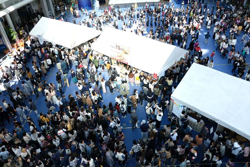 会場：名古屋オアシス２１銀河の広場