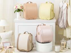 「2027年入学のラン活始動！土屋鞄が人気色発表　黒の進化や白が急浮上！新定番カラーも」の写真