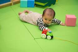 1. 乳児コーナー　ぼうけんのしま