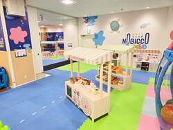 「0歳無料＆ゲームも遊び放題！　平日800円で1日中遊べる新施設が愛知・豊橋にオープン」の写真