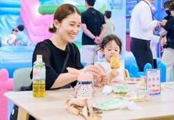 「0歳無料＆ゲームも遊び放題！　平日800円で1日中遊べる新施設が愛知・豊橋にオープン」の写真