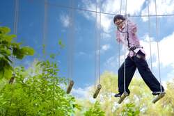 「森でターザン体験も！フォレストアドベンチャー・蓼科が家族向けコースにリニューアル」の写真