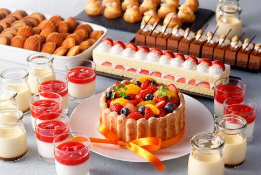 専属パティシエによるスイーツコーナー