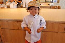 「母の日のプレゼントは「手作りケーキ」で！パティシエ気分が味わえる体験教室が神戸で」の写真