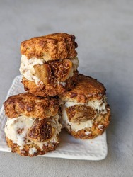 「ビスコの箱がロボットに!?　入場無料で動物ふれあいも楽しめる、GWのモリコロパーク」の写真