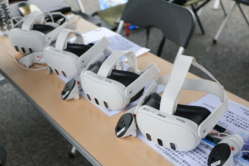 VRゴーグルで迫力のレース映像を体験できる