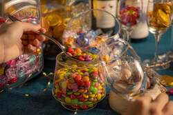 「お風呂が泡のプールに!? 巨大泡バズーカやお菓子選び放題が毎日楽しめるGWイベント」の写真