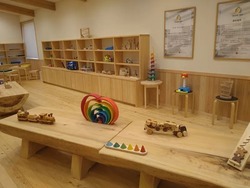 3歳未満の子供が遊べる木育ひろばもあります