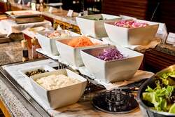 サラダバー（イメージ）