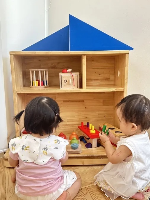 お友達と一緒に、木のおもちゃで遊びませんか？