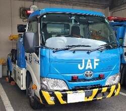 レッカー車
