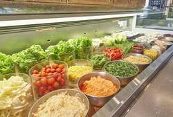 「焼肉ランチ1,129円＆サラダ・アイス・ドリンクバー500円！かみむら牧場で幸せの5日間」の写真