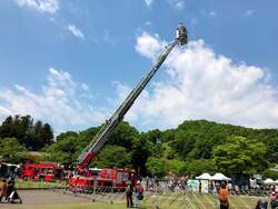 消防はしご車搭乗体験