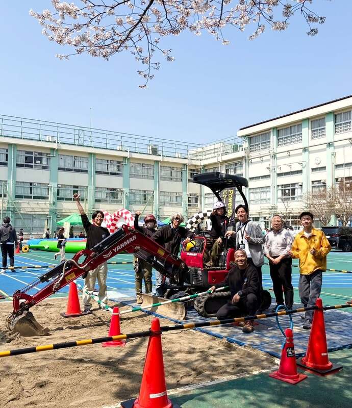 廃校を利用した拠点