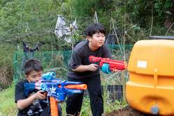 「GWは8歳から楽しめる「ファミリーサバゲー」埼玉県越生町で開催　スポンジ弾で安心」の写真