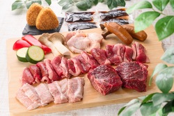 1人前2,000円〜3,600円の食材も用意されています（画像はプレミアム食材2人前分）