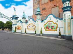 「50体のバズ軍団も！東京ディズニーリゾートで『トイ・ストーリー5』公開記念イベント」の写真