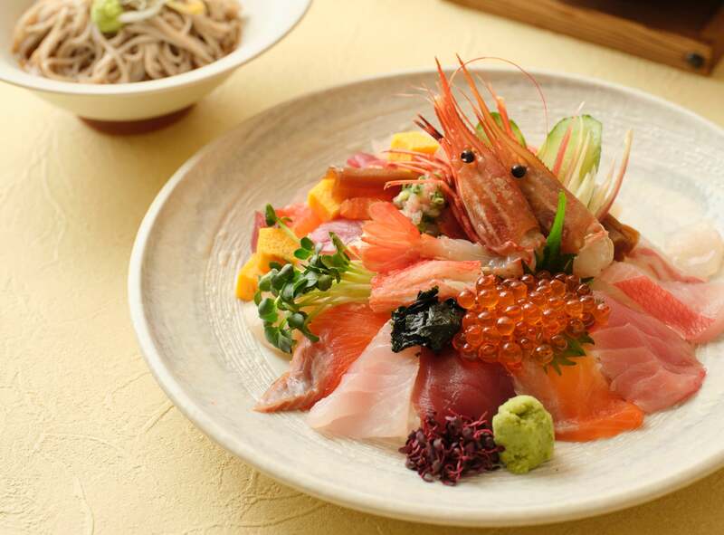 レストラン「湯羅」