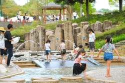 ドラ夢の泉広場