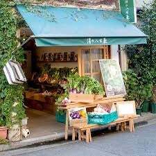 「木育体験や秘密基地作り、マーケットを満喫！　横浜・スカイビルで 参加無料イベント」の写真