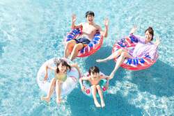 「プールと温泉が1カ所で完結！　大江戸温泉物語グループ、全国16施設で夏季プール営業」の写真