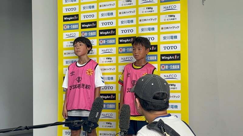 サッカー選手体験の様子