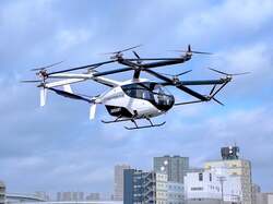 「空飛ぶクルマを見て体験！ロボット操縦も楽しめる未来フェスが羽田で開催　入場無料」の写真