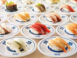 「大とろ・中とろが120円の記念企画も！アトレ取手5階に市内初出店の「くら寿司」OPEN！」の写真