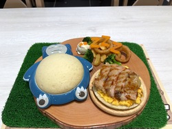 カビゴンのおひるね てりやきバーガー　2,530円（税込）