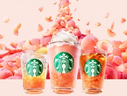 【スターバックス】（左から）チラックス ソーダ ピーチ、ピーチ & ピーチミルク フラペチーノ（R）、クラフト ジューシー ピーチ ティー