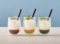 オリジナルラッシー（ストロベリー・ハニー＆アップル・抹茶）各750円
