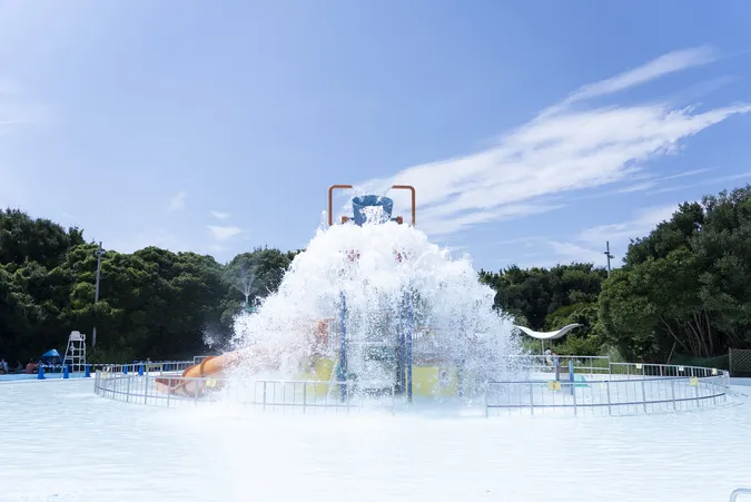 2026【関東】小学生向けおすすめ大型プール16選　スライダー充実の17枚目の写真