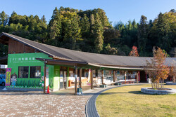 道の駅しもにた（画像：K,Kara / PIXTA）