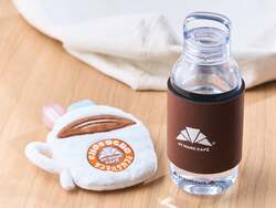 コーヒーカップポーチ・クリアボトル・ボトルカバーが入ったオリジナルグッズセット（5,000円）