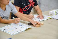 岡崎製材「木のひみつ研究キット」