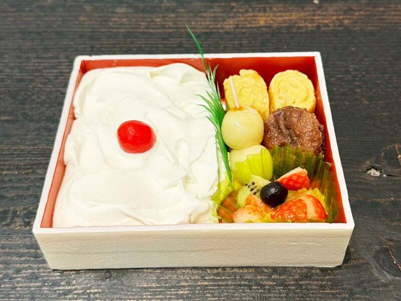 苺大福、日の丸弁当／アイスビストロヒライ