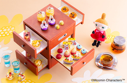1階　「MYPLACE」カフェ＆バーでは、リトルミイのサマーアフタヌーンティーも開催