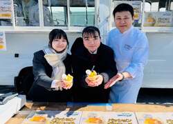 「日本最大級の魚介グルメの祭典「魚ジャパンフェス」が万博記念公園で　ふわふわ遊具も」の写真