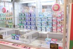 「10円から遊べる！約180台のクレーンゲームが集結する「クレーン横丁 極」鏡石町にOPEN」の写真