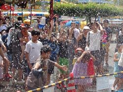 「【関東】8月13～16日の涼しいおでかけ15選 水遊び・水かけ・夜の動物園も」の写真