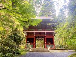 御岩神社
