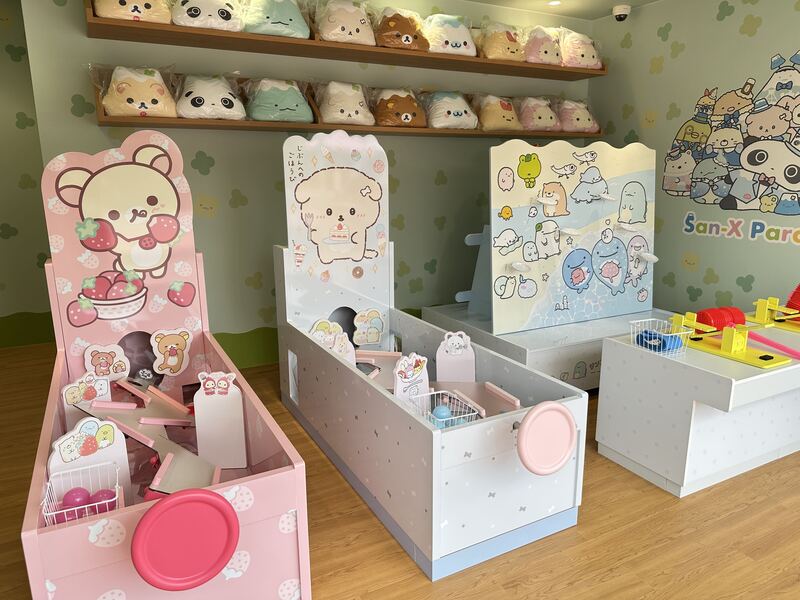 （左）コリラックマのコロコロいちごパーティー、（中）いしよわちゃんのごほうびロード、（右）とどけ！しらす隊