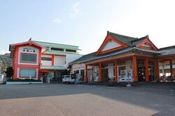 「【関西】駅から徒歩10分以内の楽しい「道の駅」8選｜フルーツ狩りやご当地グルメも！ 」の写真