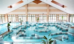 「【愛媛2026】夏休みのおでかけ最新人気ランキングTOP10 プール・室内遊び場・体験系も」の写真