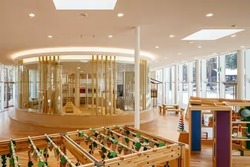 「【山梨2026】夏休みのおでかけ最新人気ランキングTOP10 プール・リニア・宝石発掘まで」の写真