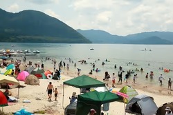 「【2026夏休み】秋田のおでかけ最新ランキングTOP10温泉プール・湖水浴・室内遊び場」の写真