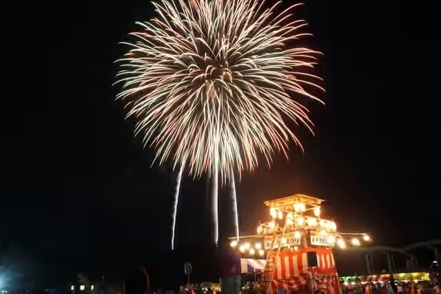 伝統のかんぴょう音頭と夜空に満点の花火！