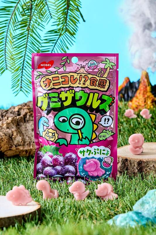 ノーベル製菓「グミザウルス グレープ味」