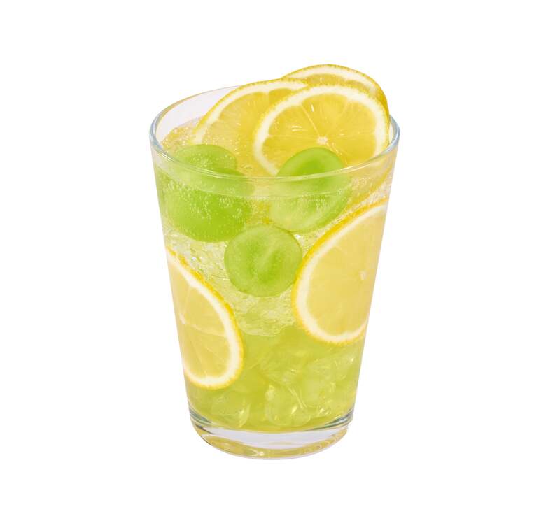 シャインマスカット クラフトレモネードソーダ(ICE) 560円