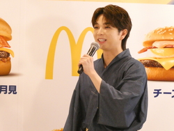 「M!LK＆イコラブも登場！マクドナルド2026「月見バーガー」記者発表＆試食レポート」の写真